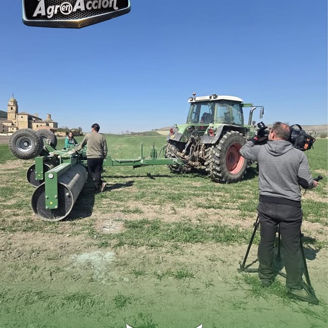 Algo está pasando en el campo… y no es...