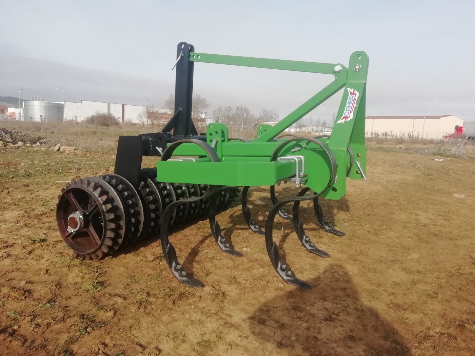 Vibropreparador viñedo fijo 2 filas de 1,3m a 2,8m