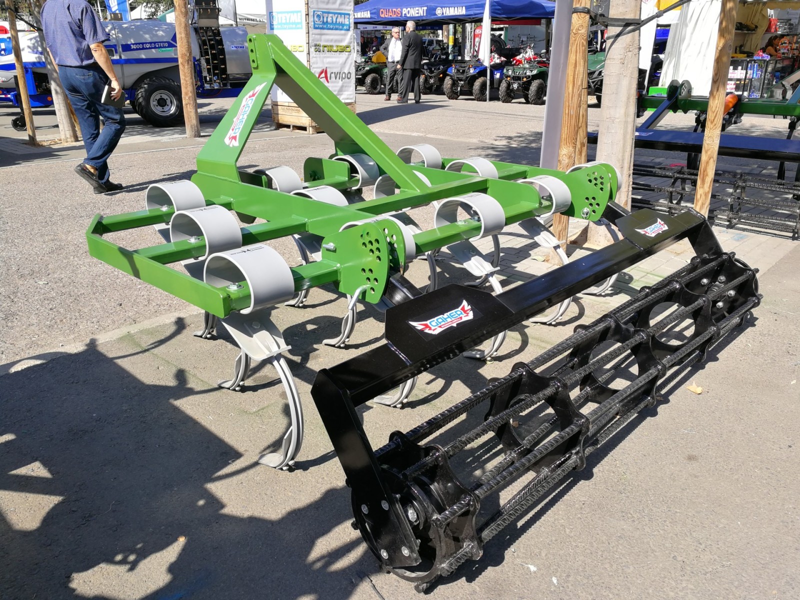 Vibrocultivador fijo de 2 o 3 filas de 1,6 a 3m